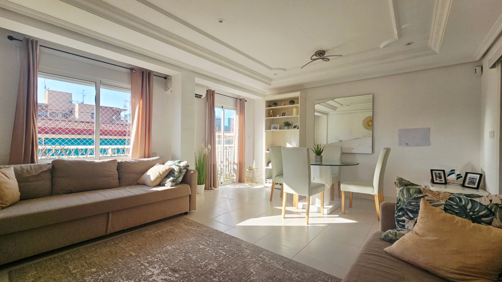 ¡Piso reformado de 2 habitaciones en Alicante, listo para entrar!