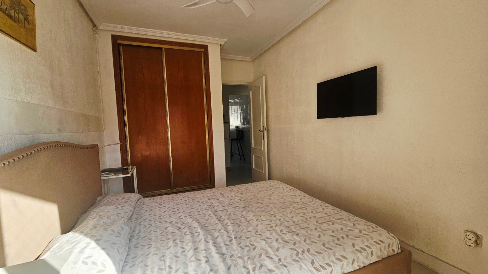 ¡Piso reformado de 2 habitaciones en Alicante, listo para entrar!