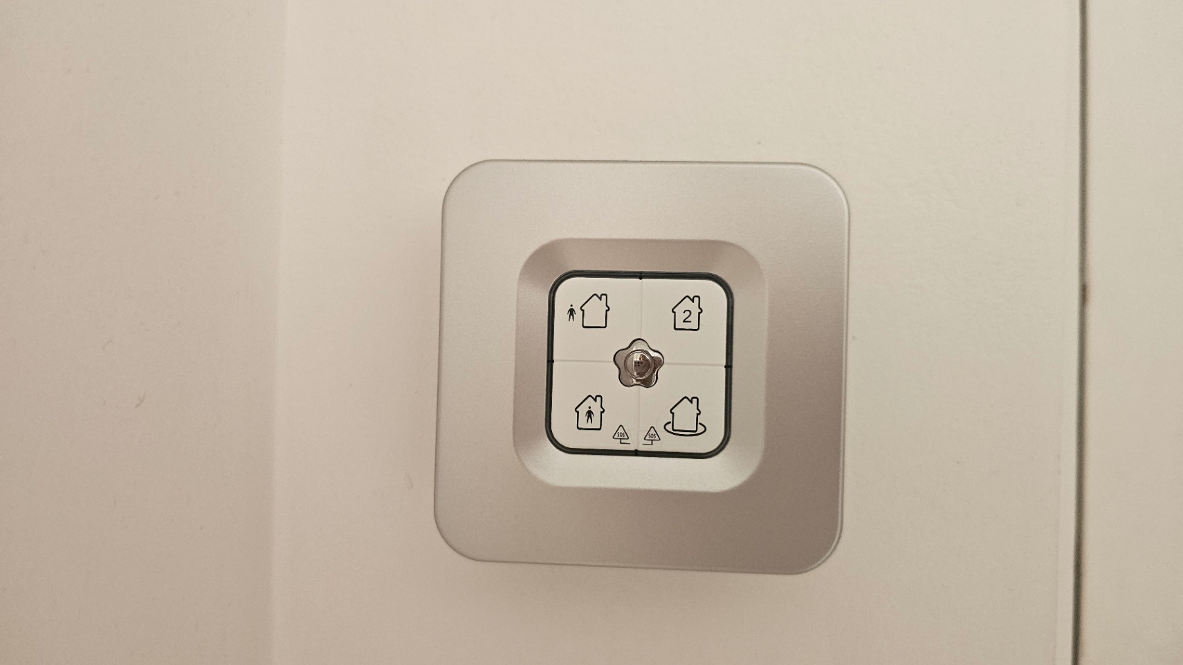 ¡Piso reformado de 2 habitaciones en Alicante, listo para entrar!