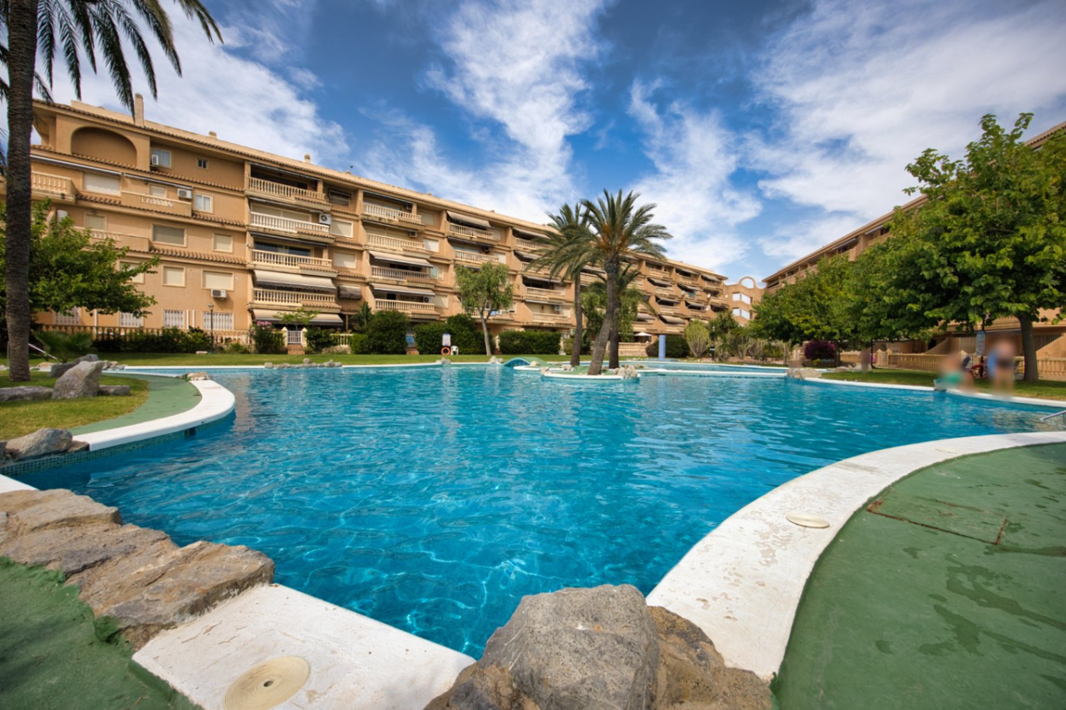 Impecable y amplio piso a 5 minutos de playa El Campello