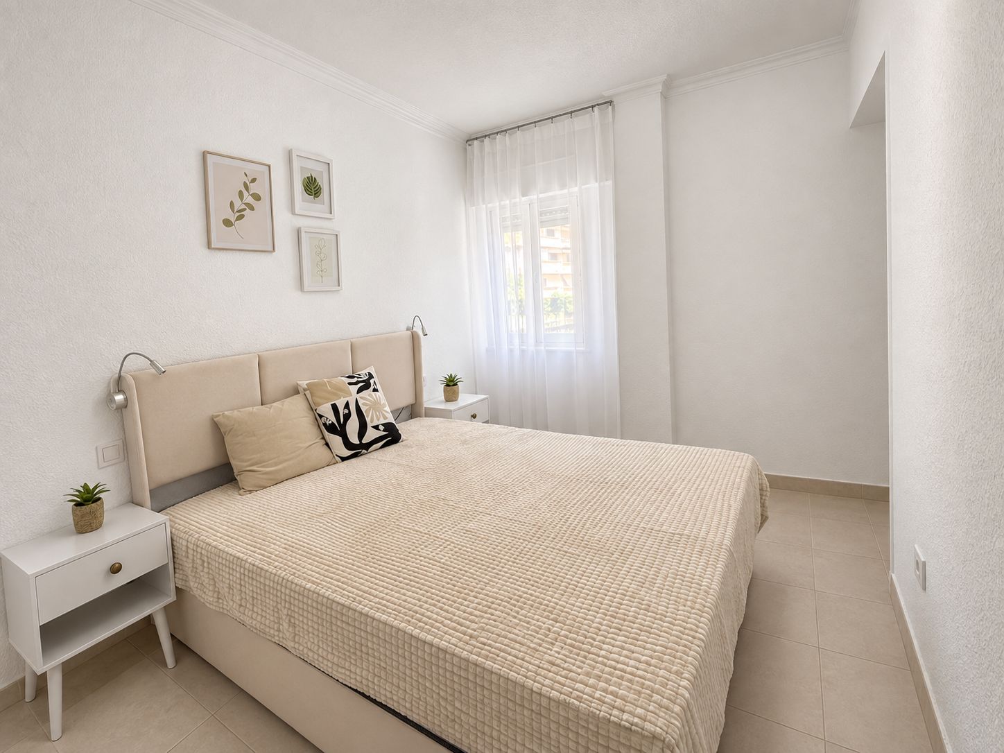 Piso junto a la playa en Santa Pola – ¡a solo 50 metros del mar!