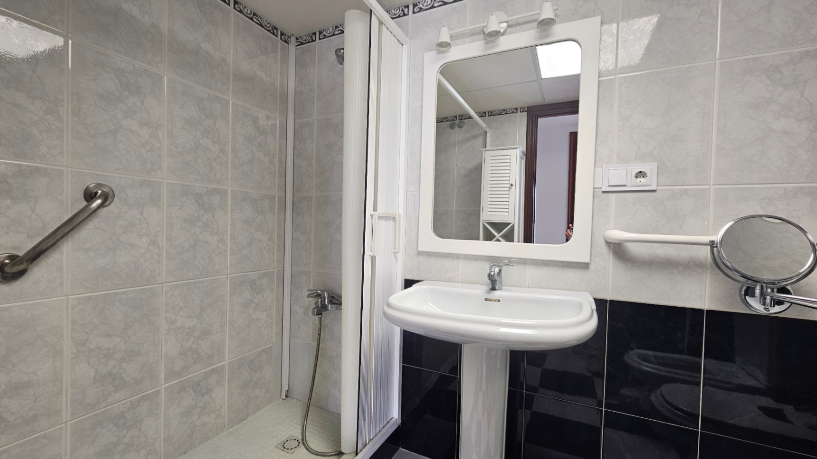 Piso en Venta en Centro - El Corte Inglés, Alicante, Alicante