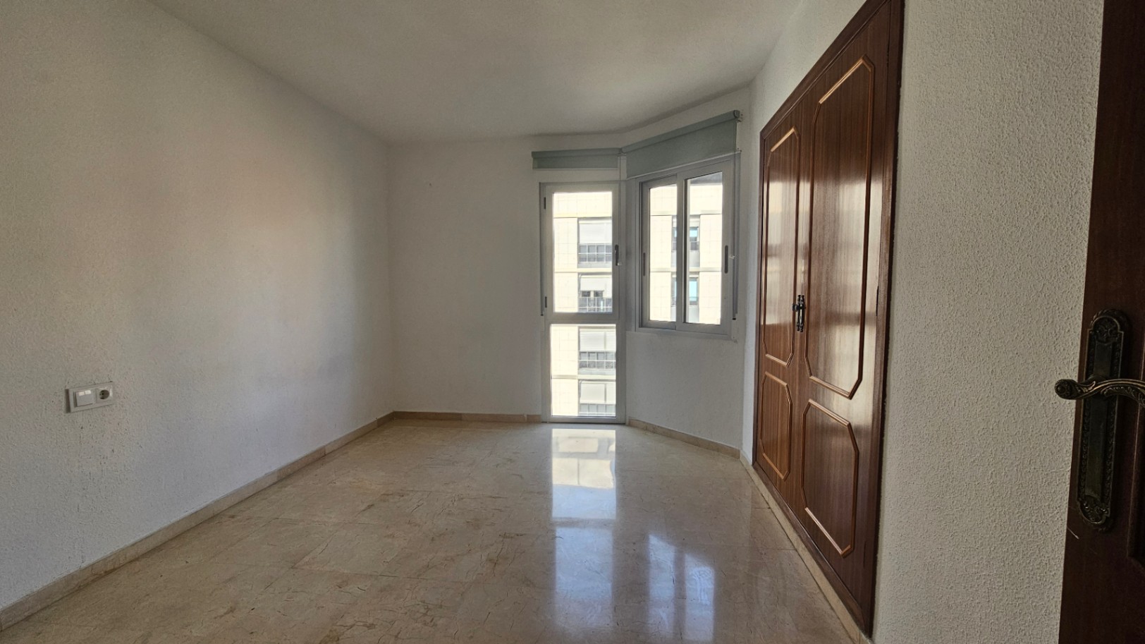 Piso en Venta en Centro - El Corte Inglés, Alicante, Alicante