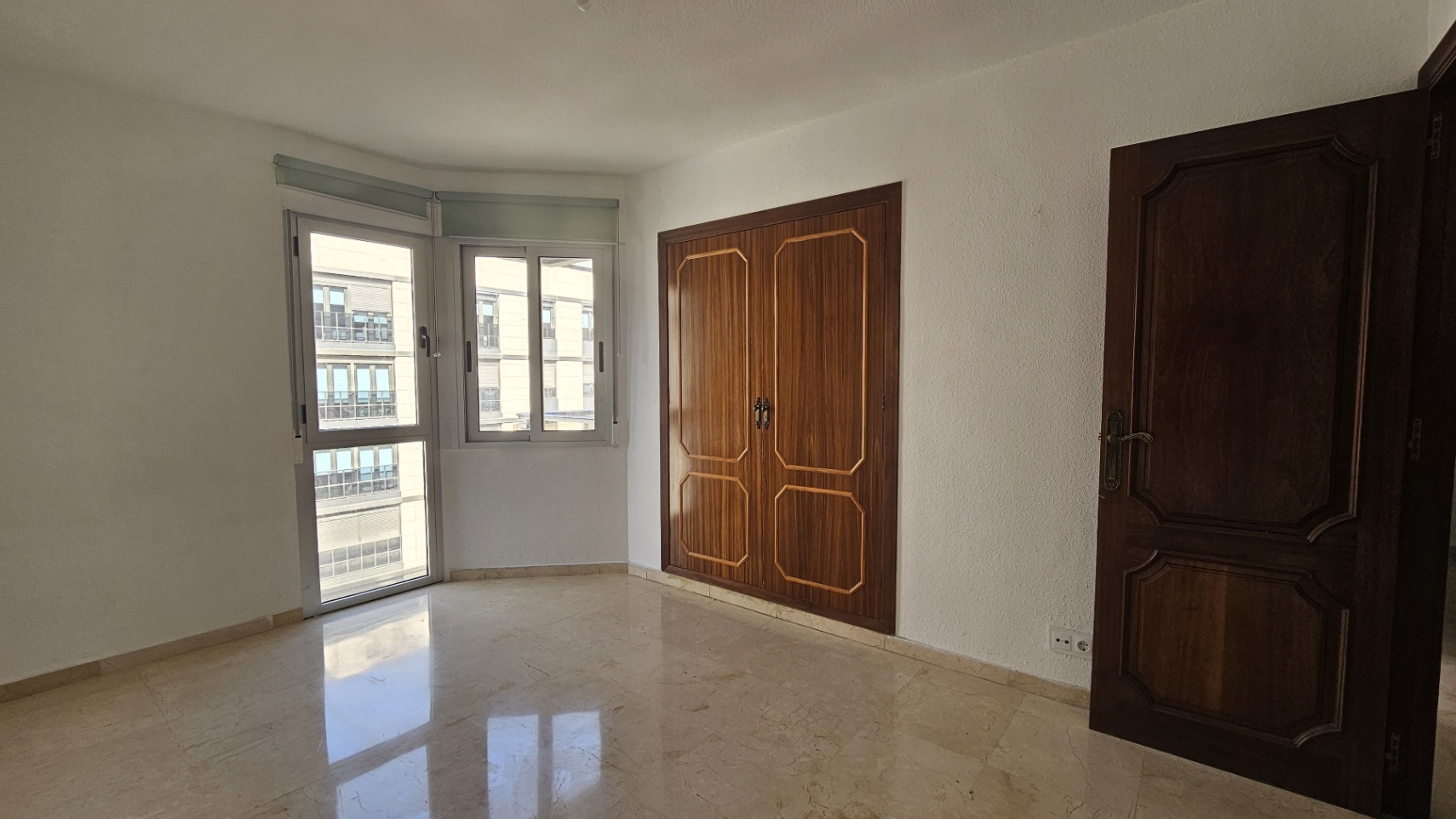 Piso en Venta en Centro - El Corte Inglés, Alicante, Alicante