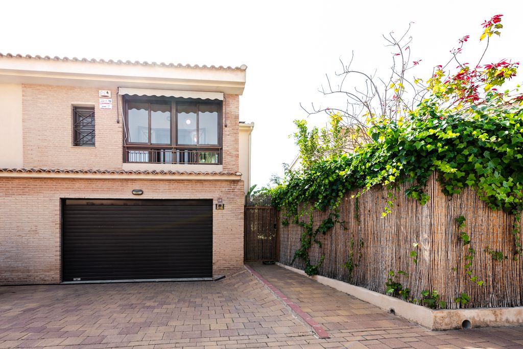 Chalet en Venta en Ravel, Mutxamel, Alicante