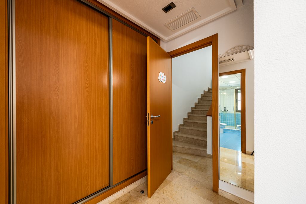 Chalet en Venta en Ravel, Mutxamel, Alicante