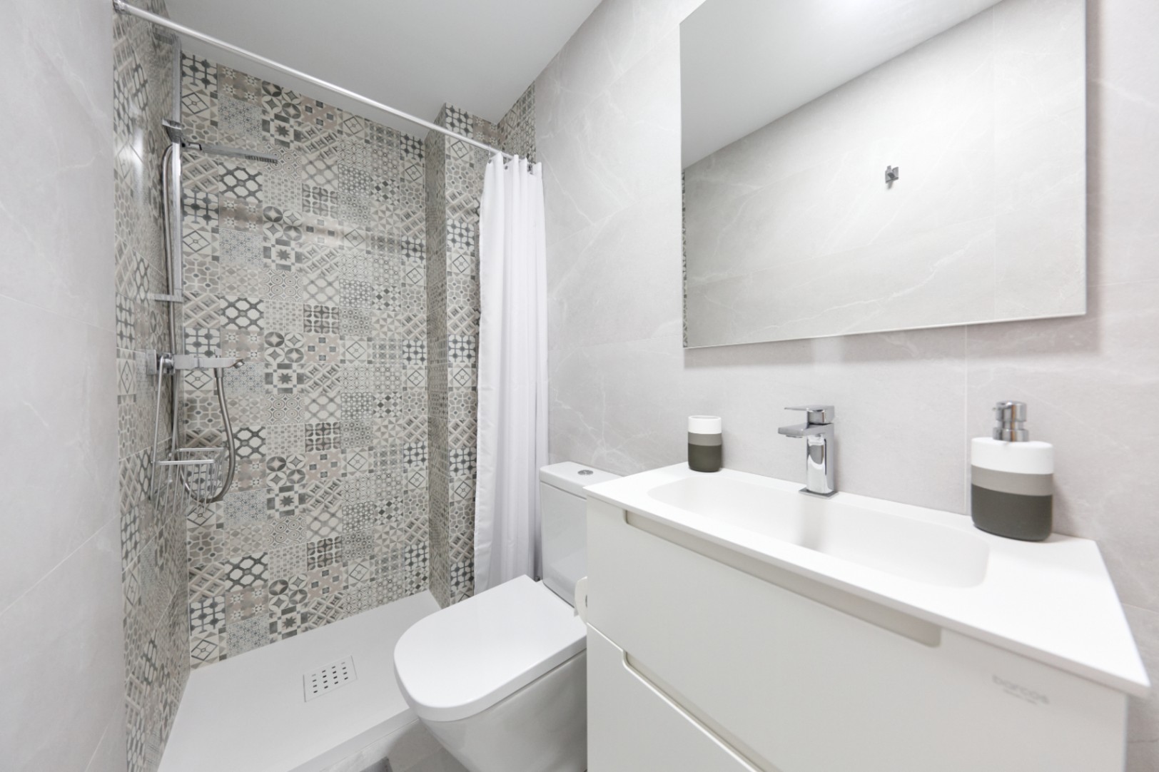 Apartamento en venta en el centro de Alicante, 3 dormitorios.