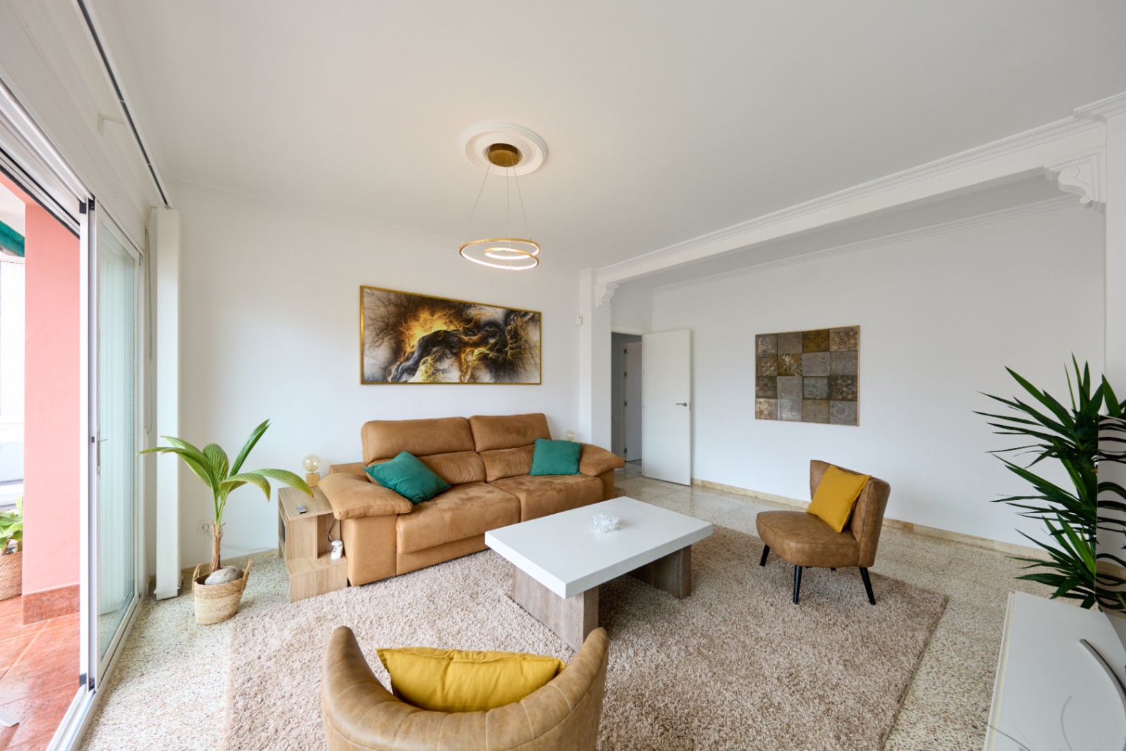 Apartamento en venta en el centro de Alicante, 3 dormitorios.