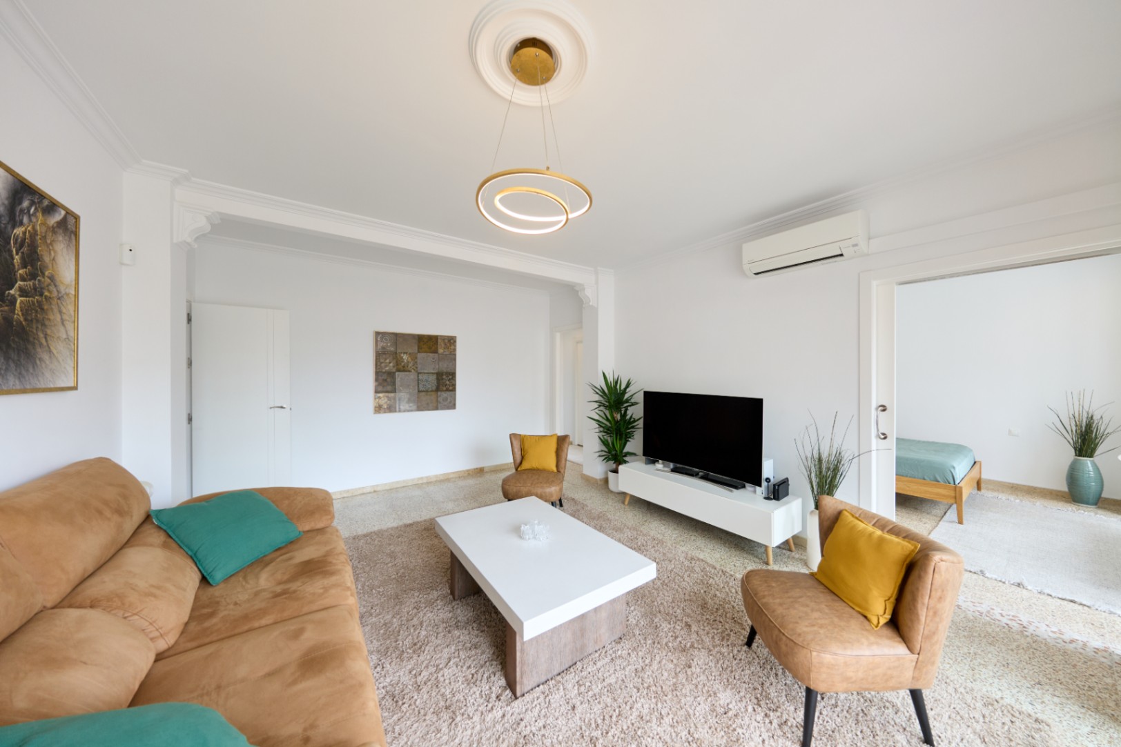 Apartamento en venta en el centro de Alicante, 3 dormitorios.